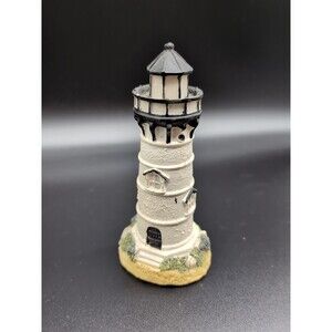 Edgartown Harbour Lighthouse Figurine Martha's Vineyard Massachusetts 5.25"